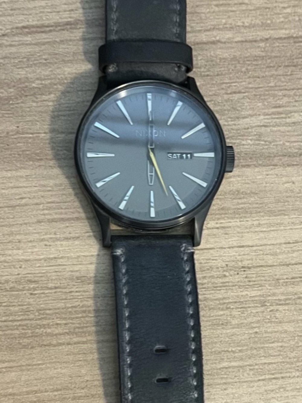 Nixon Sentry leather watch